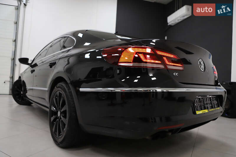 Купе Volkswagen CC / Passat CC 2012 в Дрогобичі