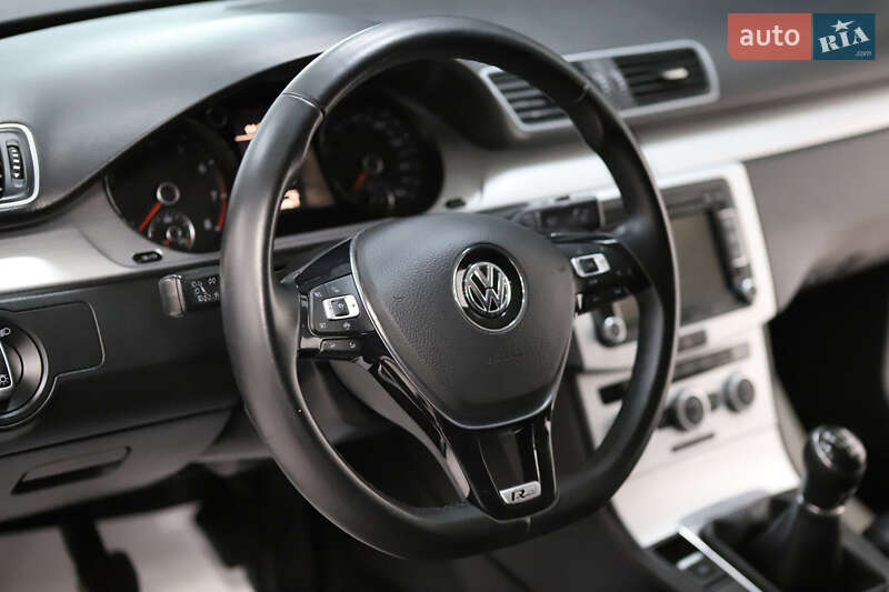 Купе Volkswagen CC / Passat CC 2012 в Дрогобичі