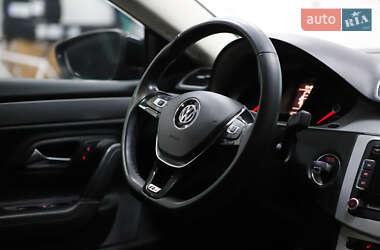 Купе Volkswagen CC / Passat CC 2012 в 
