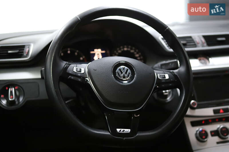 Купе Volkswagen CC / Passat CC 2012 в Дрогобичі