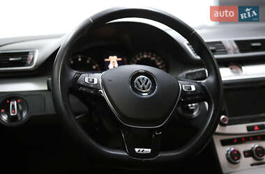Купе Volkswagen CC / Passat CC 2012 в 