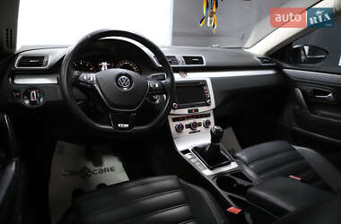 Купе Volkswagen CC / Passat CC 2012 в 