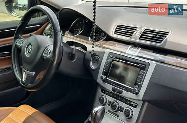 Купе Volkswagen CC / Passat CC 2012 в 