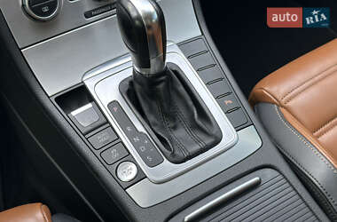 Купе Volkswagen CC / Passat CC 2012 в 