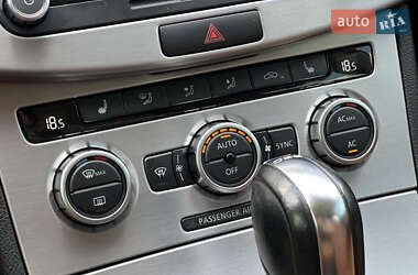 Купе Volkswagen CC / Passat CC 2012 в 