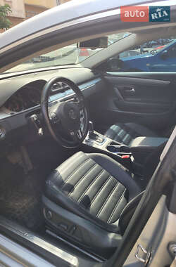 Купе Volkswagen CC / Passat CC 2012 в 