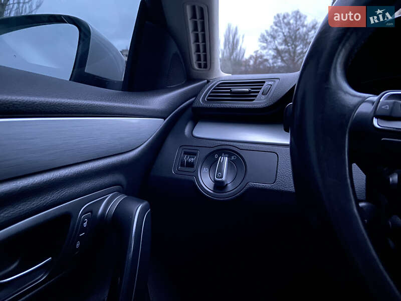 Купе Volkswagen CC / Passat CC 2012 в Миколаєві