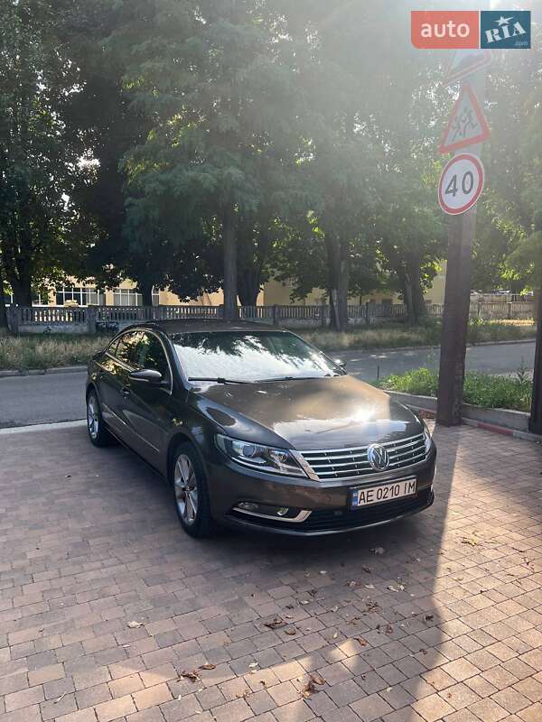 Купе Volkswagen CC / Passat CC 2012 в Днепре