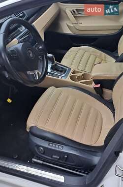 Купе Volkswagen CC / Passat CC 2014 в 