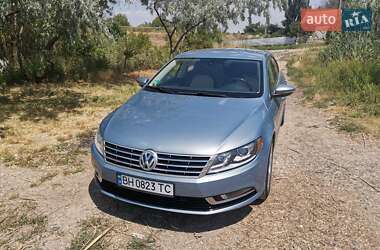 Купе Volkswagen CC / Passat CC 2012 в Миколаєві