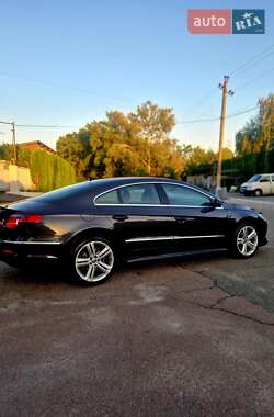 Купе Volkswagen CC / Passat CC 2011 в Киеве