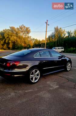 Купе Volkswagen CC / Passat CC 2011 в Києві