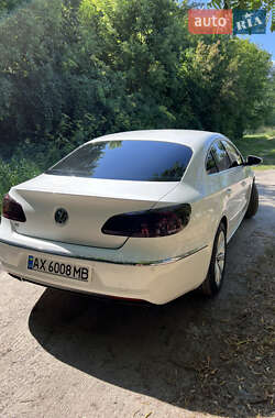 Купе Volkswagen CC / Passat CC 2012 в 