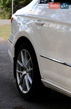 Купе Volkswagen CC / Passat CC 2012 в 