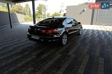 Купе Volkswagen CC / Passat CC 2010 в 