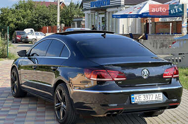 Купе Volkswagen CC / Passat CC 2012 в Києві