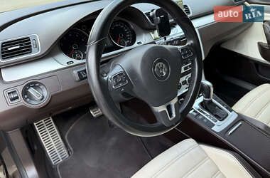 Купе Volkswagen CC / Passat CC 2012 в 