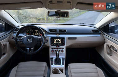 Купе Volkswagen CC / Passat CC 2014 в 