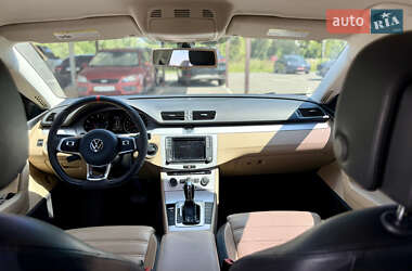 Купе Volkswagen CC / Passat CC 2013 в 