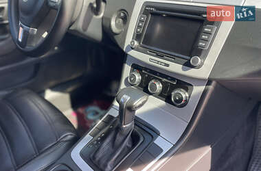 Купе Volkswagen CC / Passat CC 2010 в 