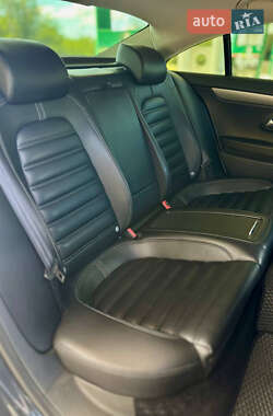 Купе Volkswagen CC / Passat CC 2011 в 