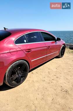 Купе Volkswagen CC / Passat CC 2013 в 