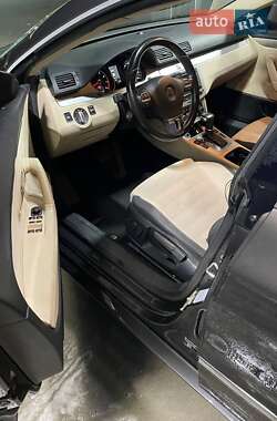 Купе Volkswagen CC / Passat CC 2009 в 