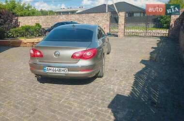 Купе Volkswagen CC / Passat CC 2011 в 