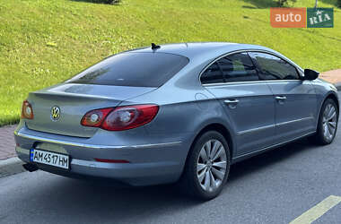 Купе Volkswagen CC / Passat CC 2010 в 