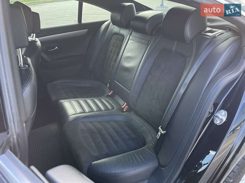Купе Volkswagen CC / Passat CC 2013 в Львові