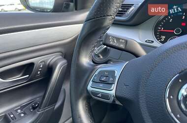 Купе Volkswagen CC / Passat CC 2013 в 