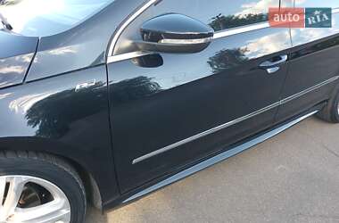 Купе Volkswagen CC / Passat CC 2011 в 