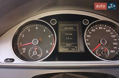 Купе Volkswagen CC / Passat CC 2011 в 