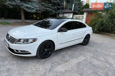 Купе Volkswagen CC / Passat CC 2013 в 