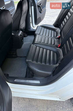 Купе Volkswagen CC / Passat CC 2013 в 