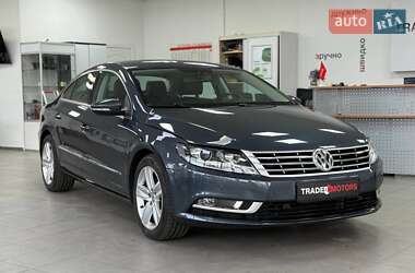 Купе Volkswagen CC / Passat CC 2014 в Киеве