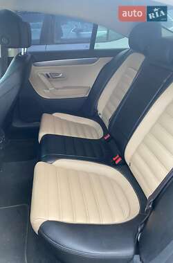 Купе Volkswagen CC / Passat CC 2012 в 
