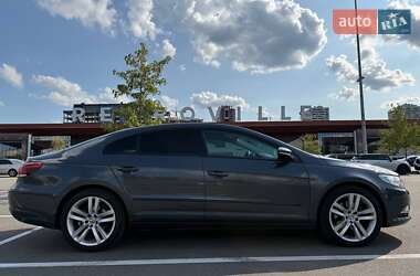 Купе Volkswagen CC / Passat CC 2013 в 