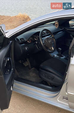 Купе Volkswagen CC / Passat CC 2012 в 
