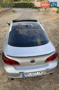 Купе Volkswagen CC / Passat CC 2012 в 