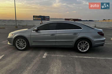 Купе Volkswagen CC / Passat CC 2010 в 
