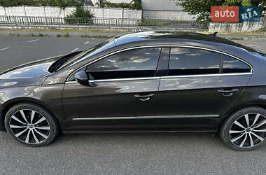 Купе Volkswagen CC / Passat CC 2012 в Киеве