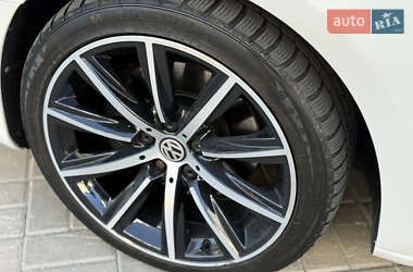 Купе Volkswagen CC / Passat CC 2012 в 