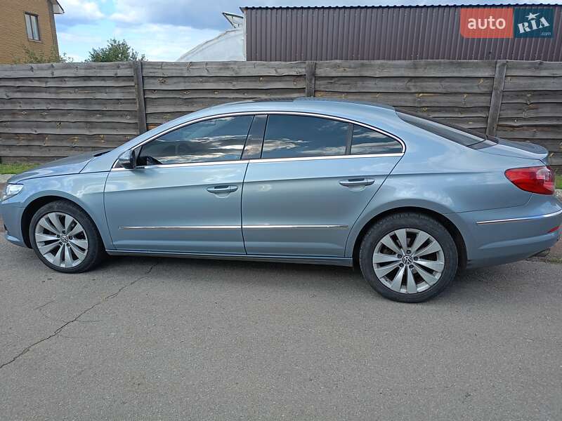 Купе Volkswagen CC / Passat CC 2011 в Конотопе