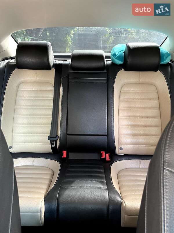 Купе Volkswagen CC / Passat CC 2014 в Києві