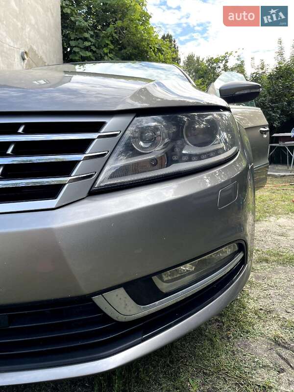 Купе Volkswagen CC / Passat CC 2014 в Києві