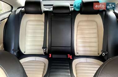 Купе Volkswagen CC / Passat CC 2014 в 