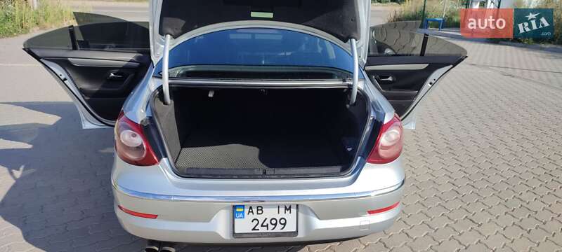 Купе Volkswagen CC / Passat CC 2010 в Виннице