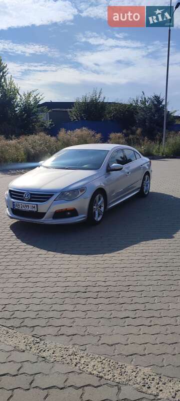 Купе Volkswagen CC / Passat CC 2010 в Виннице