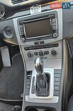 Купе Volkswagen CC / Passat CC 2014 в 